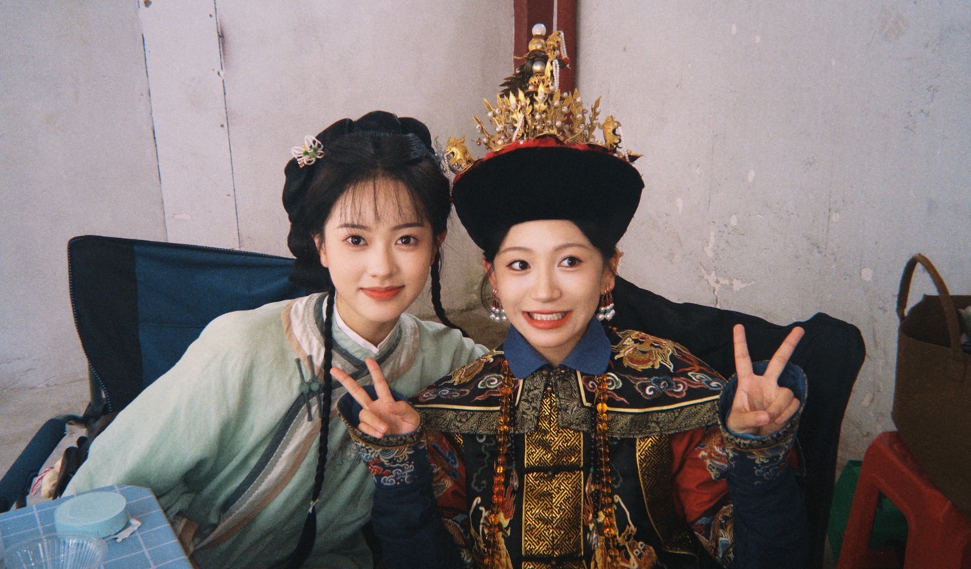 Hoan Chau cach cach anh 1