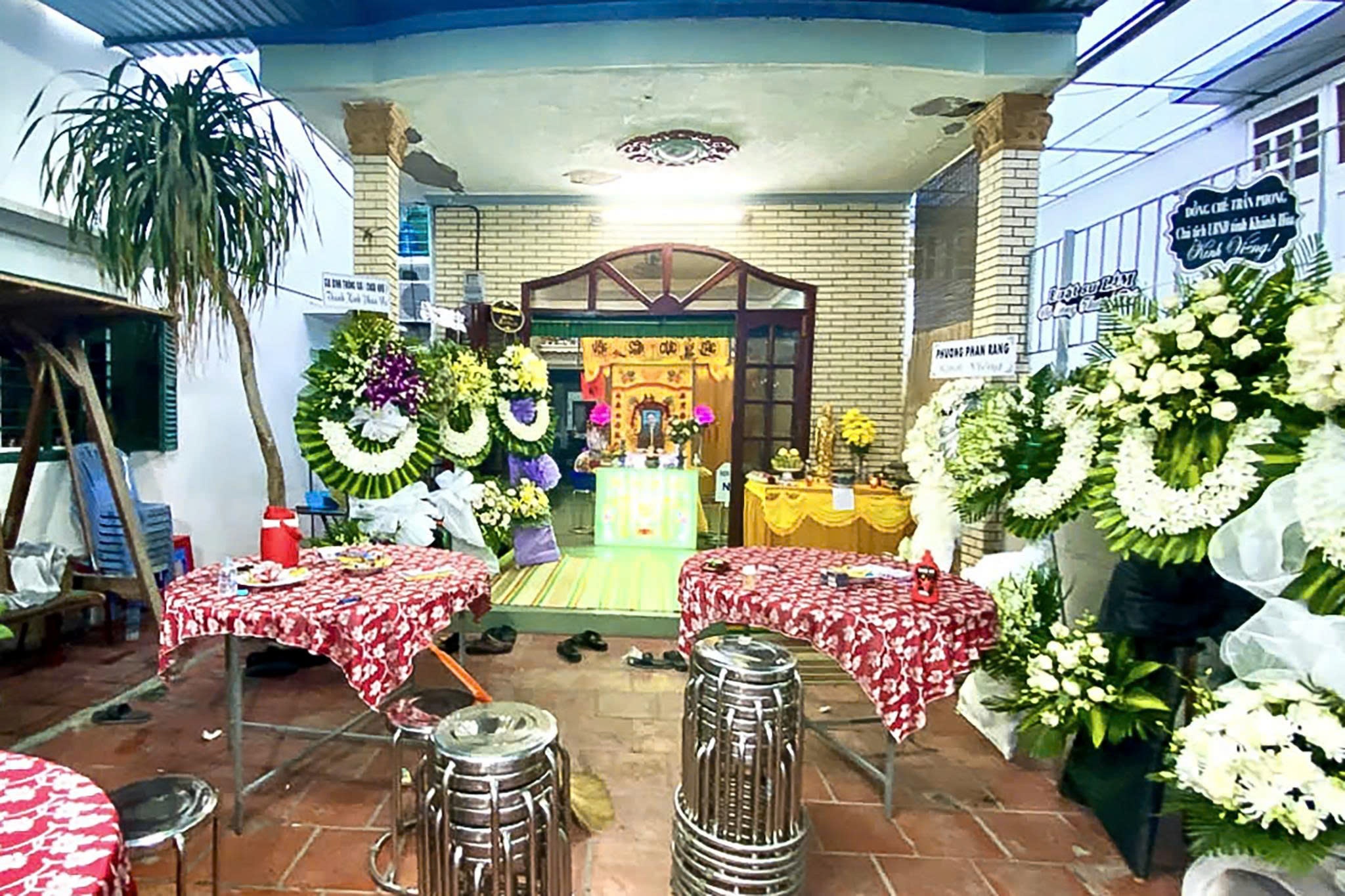 Le tang tai tu Thuong Tin vang ve do mua lon hinh anh