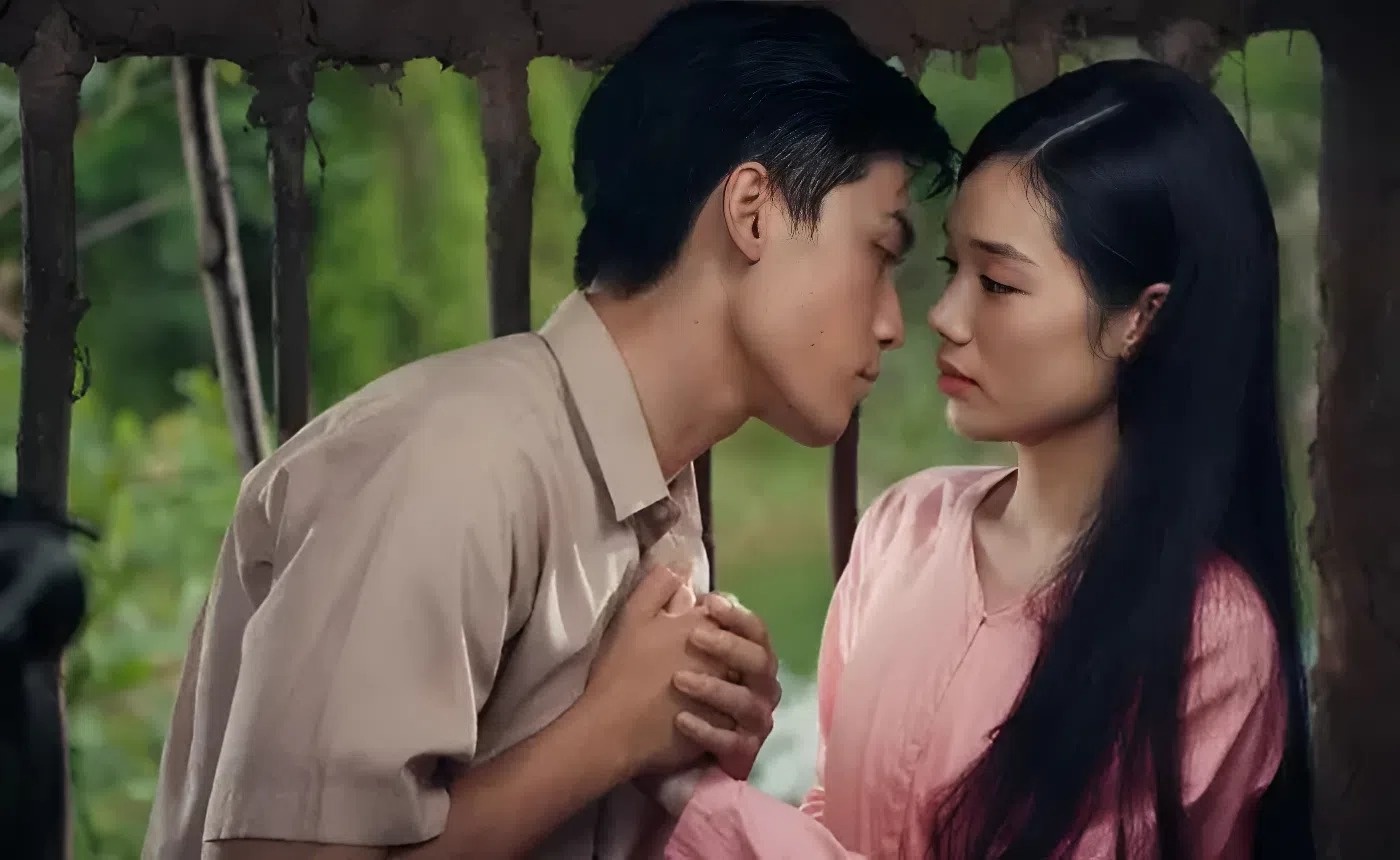 Buoc lui cua Thu Trang hinh anh