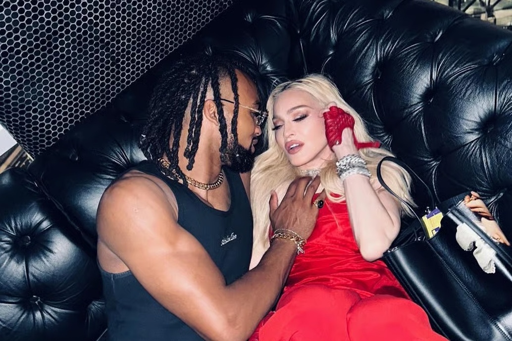 Madonna tiec tung voi ban trai kem 38 tuoi hinh anh