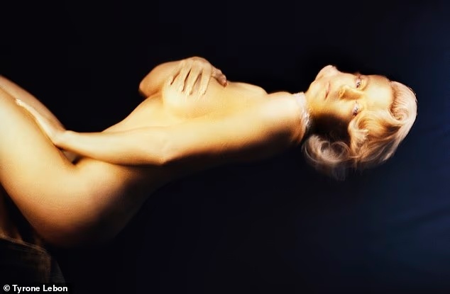 Sydney Sweeney anh 1