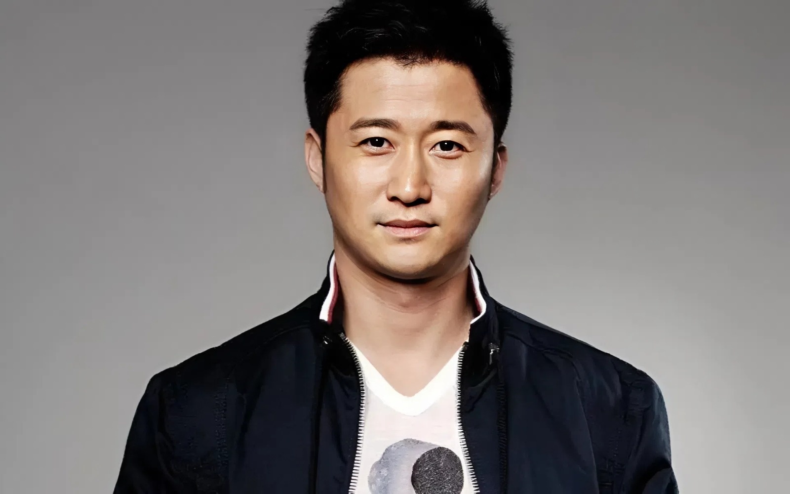 Ngo Kinh khong con duong lui hinh anh