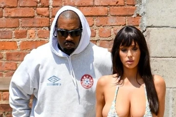 Kanye West no luc cuu van hon nhan hinh anh