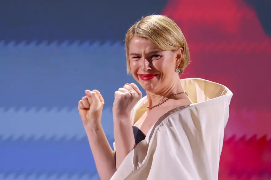 Jessie Buckley anh 6