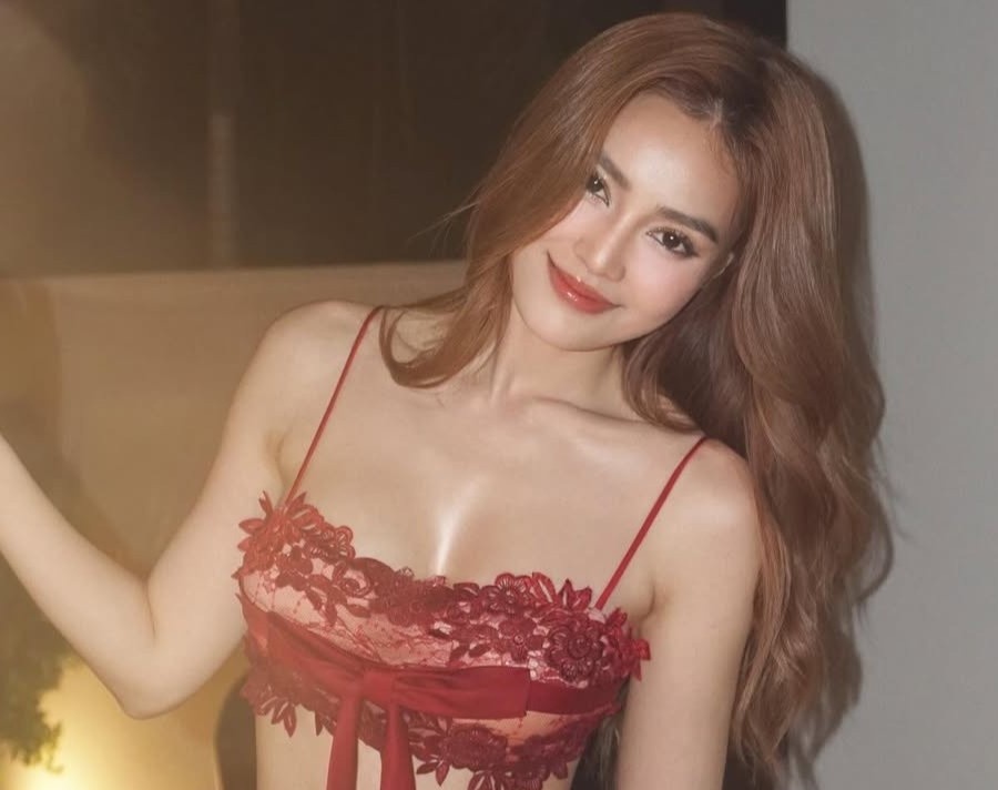 Ninh Duong Lan Ngoc o tuoi 36 hinh anh