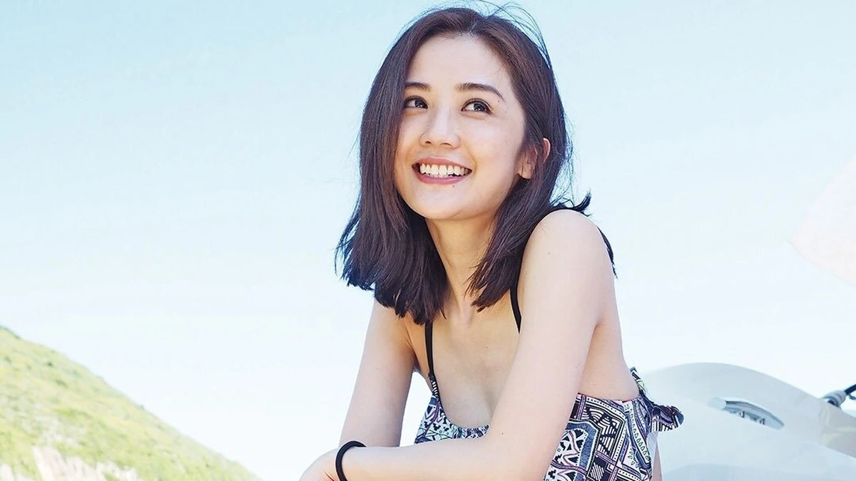 Thai Trac Nghien cuoi ban trai PT kem 10 tuoi hinh anh