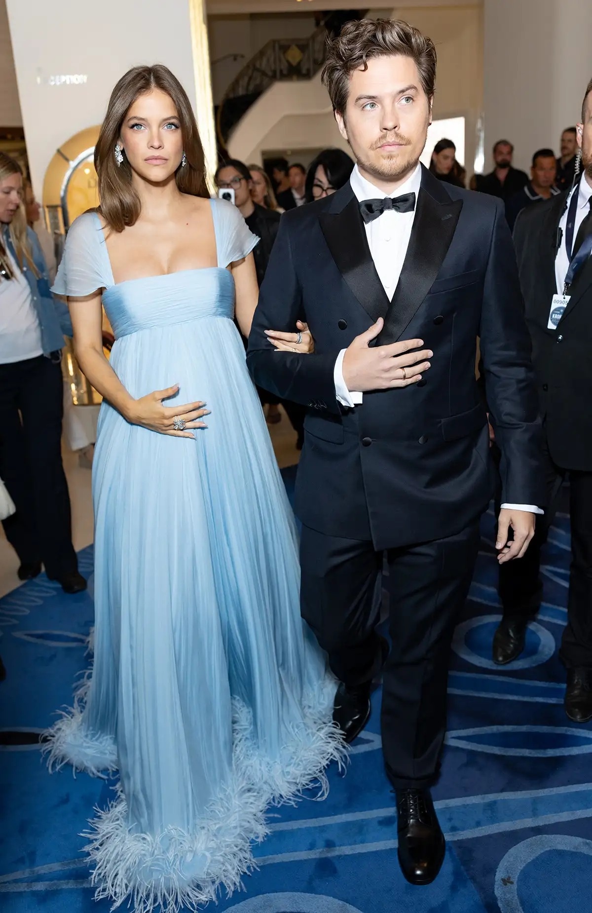 barbara_palvin_dylan_sprouse_051426_1_e89d20833d0747be9052be1f93065d4b_11zon.jpg