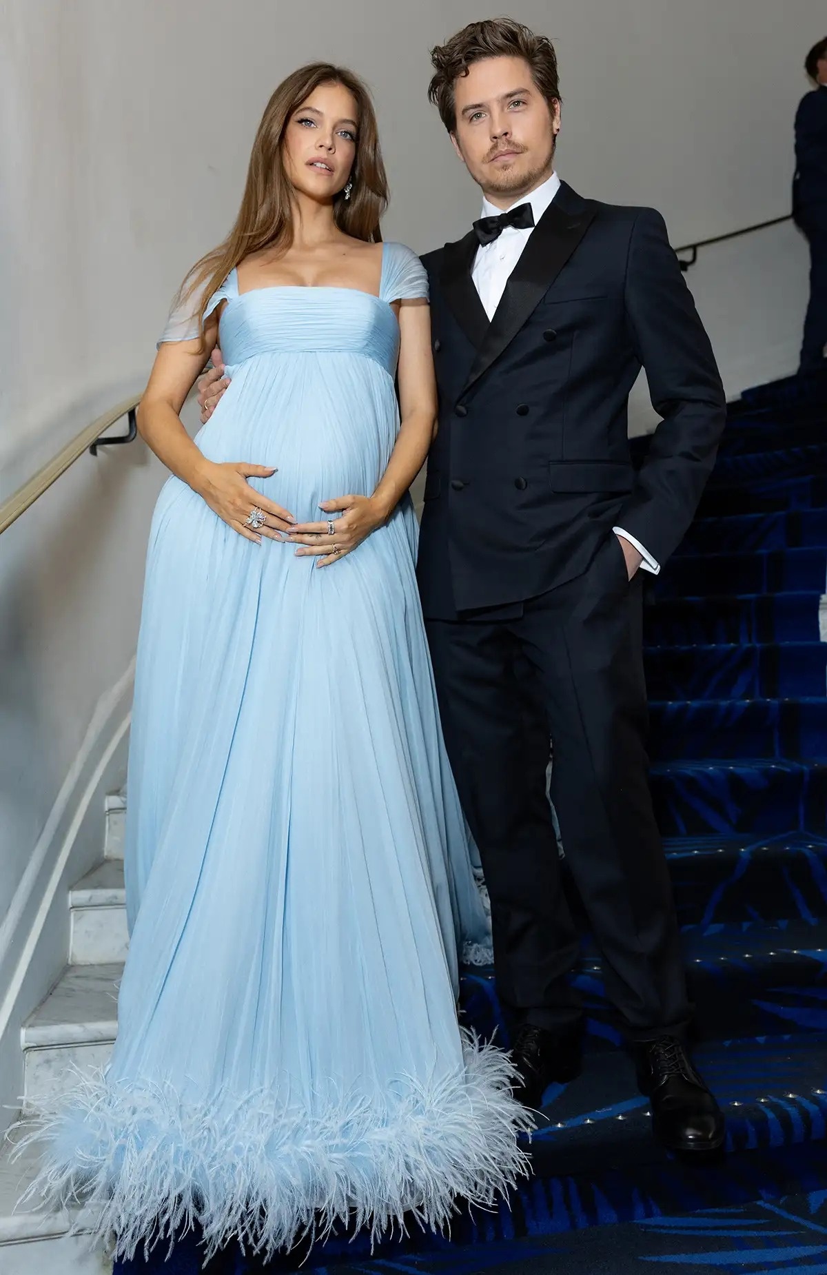 barbara_palvin_dylan_sprouse_051426_3_d37f6b5248bd4bdea585a76a9acd6197_11zon.jpg