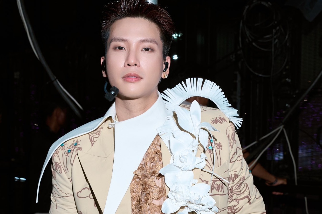 Quan A.P gay ban tan hinh anh