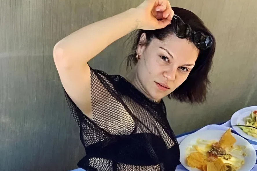 Jessie J chien thang ung thu hinh anh