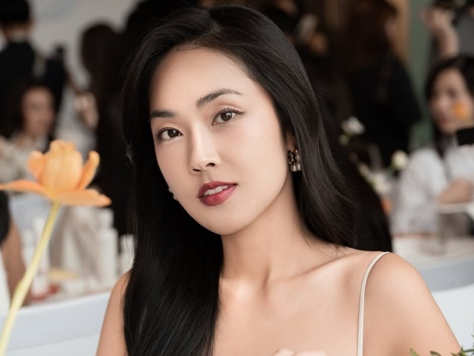 Misoa Kim Anh duoc cau hon hinh anh