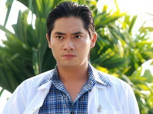 Thay gi khi vai bac si cua Minh Luan bi che cuoi khap mang xa hoi hinh anh