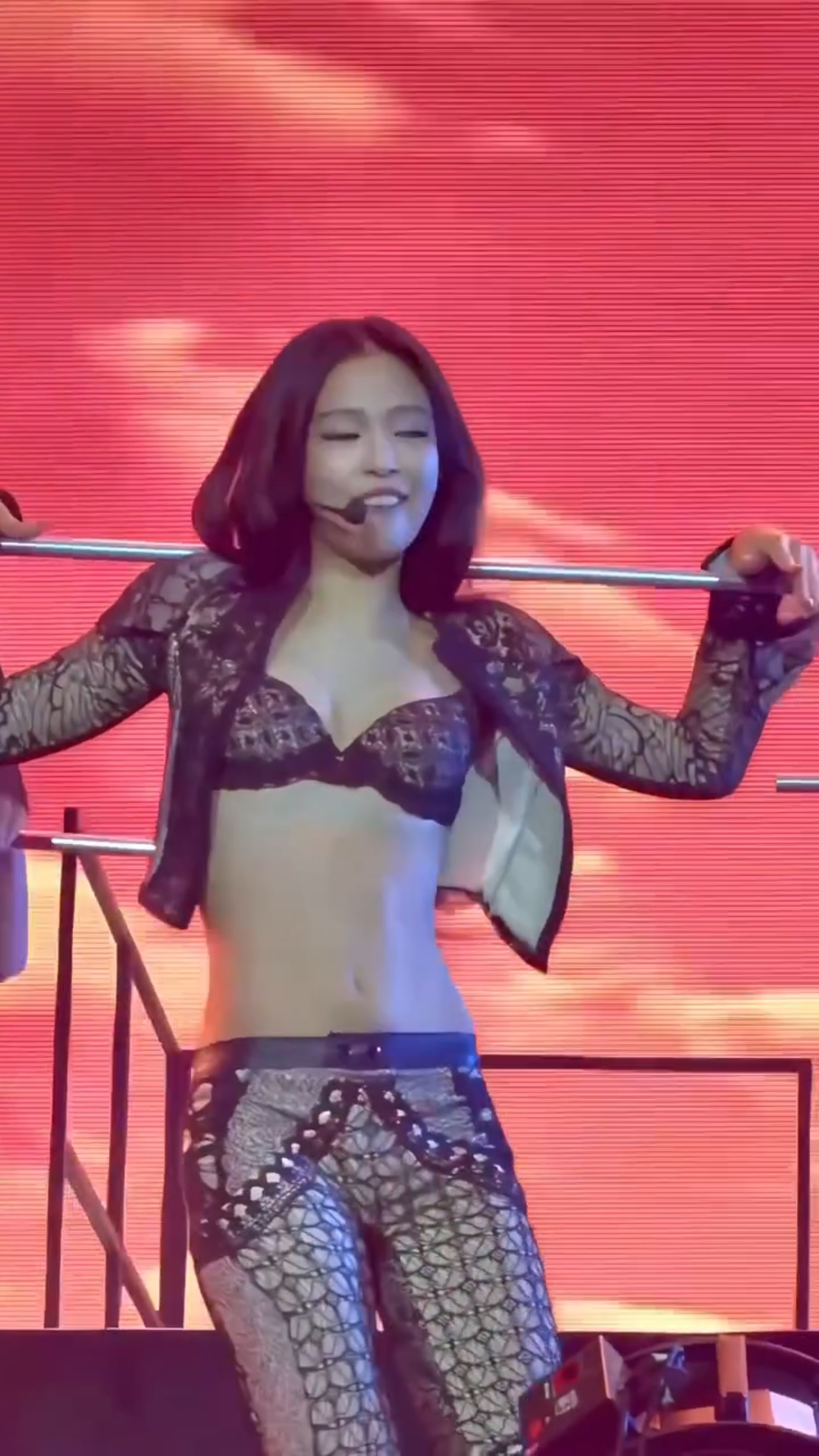 Jennie ảnh 1 Jennie anh 1