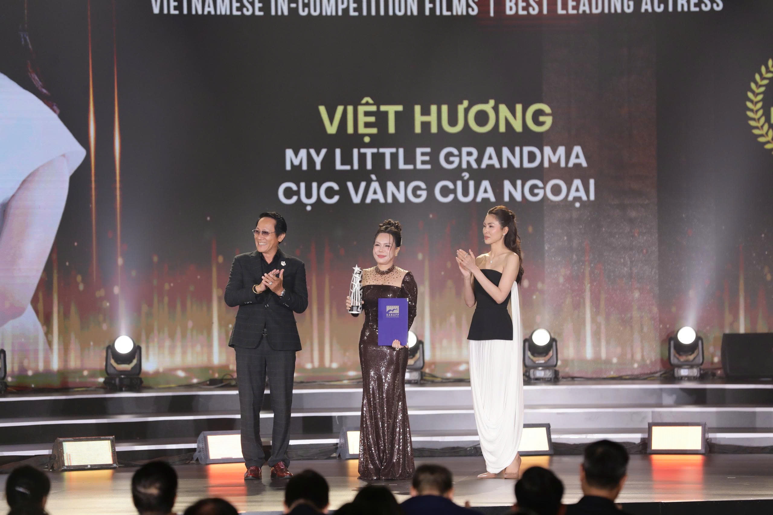 Tu chien tren khong anh 2