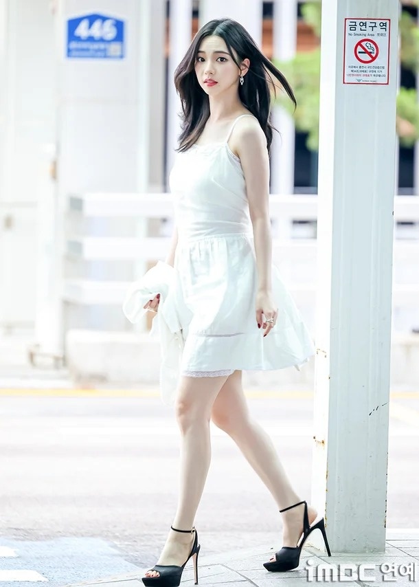 Karina ảnh 1 Karina ảnh 1