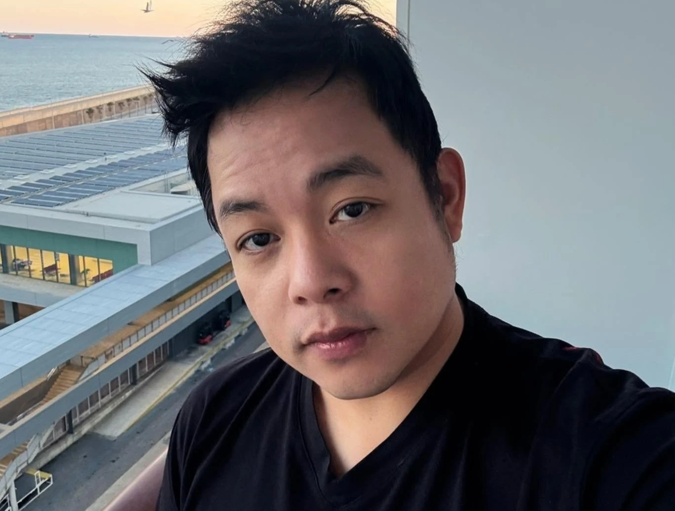 Ca sĩ Quang Lê cảnh báo
