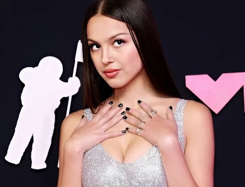 Sức hút của mỹ nhân 23 tuổi Olivia Rodrigo