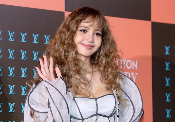 Lisa  ảnh 1