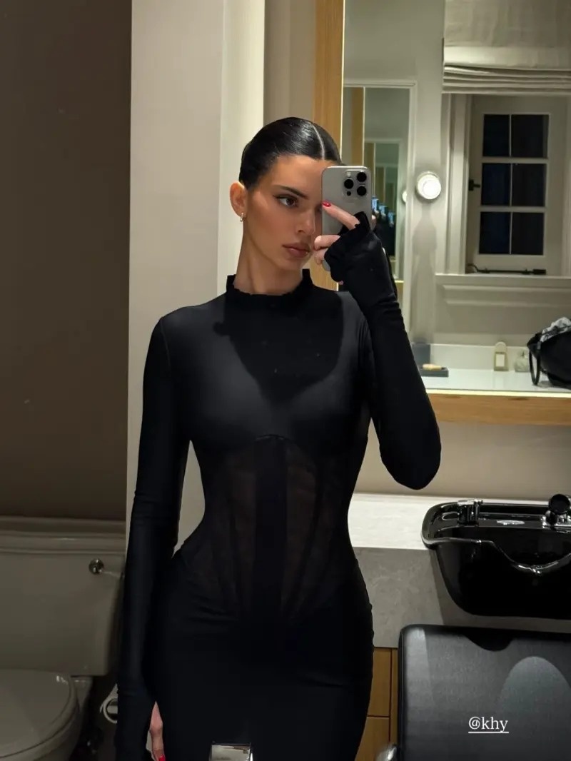 Kendall Jenner ảnh 4 Kendall Jenner ảnh 4