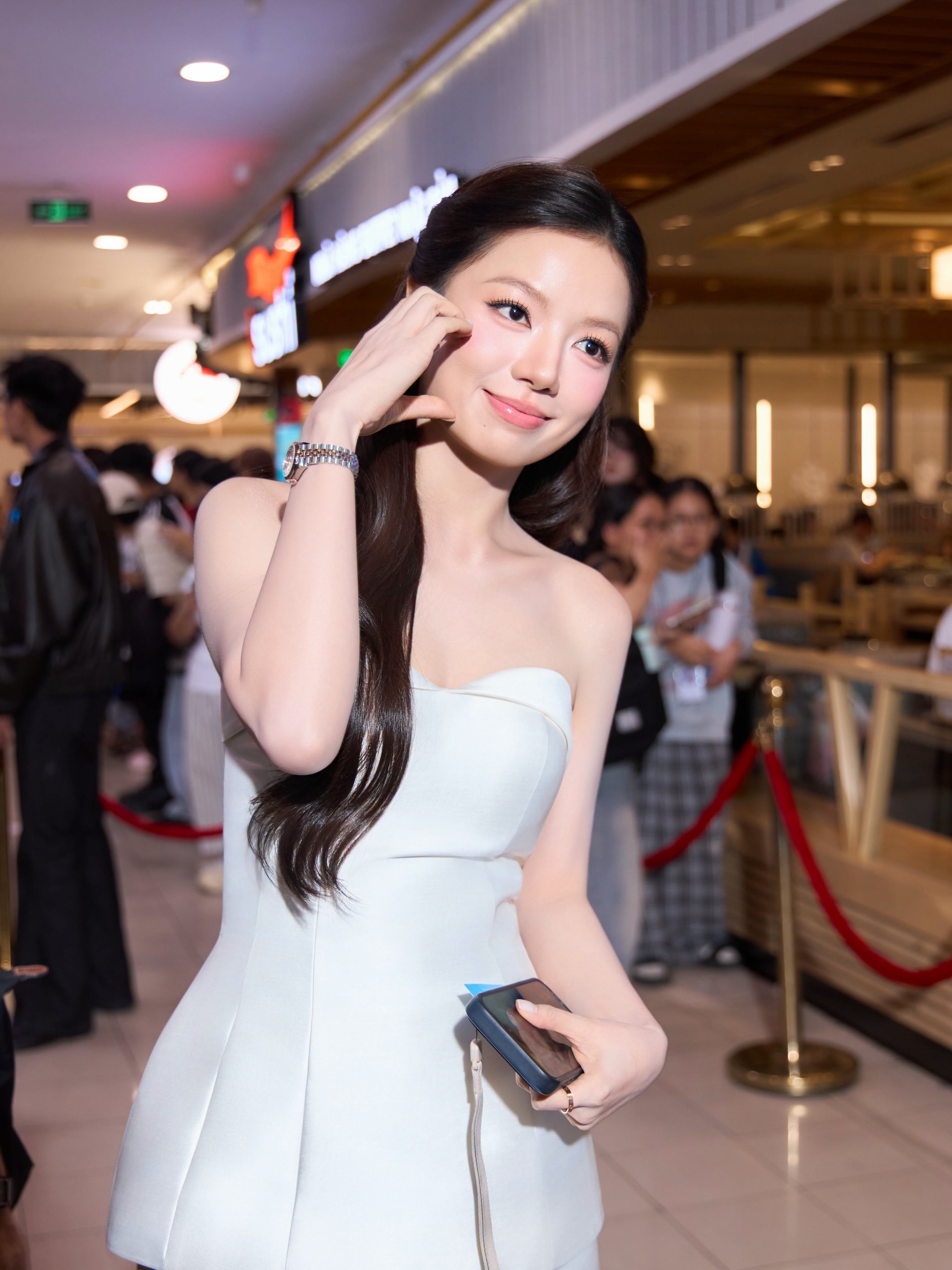 Hạ Anh ảnh 9