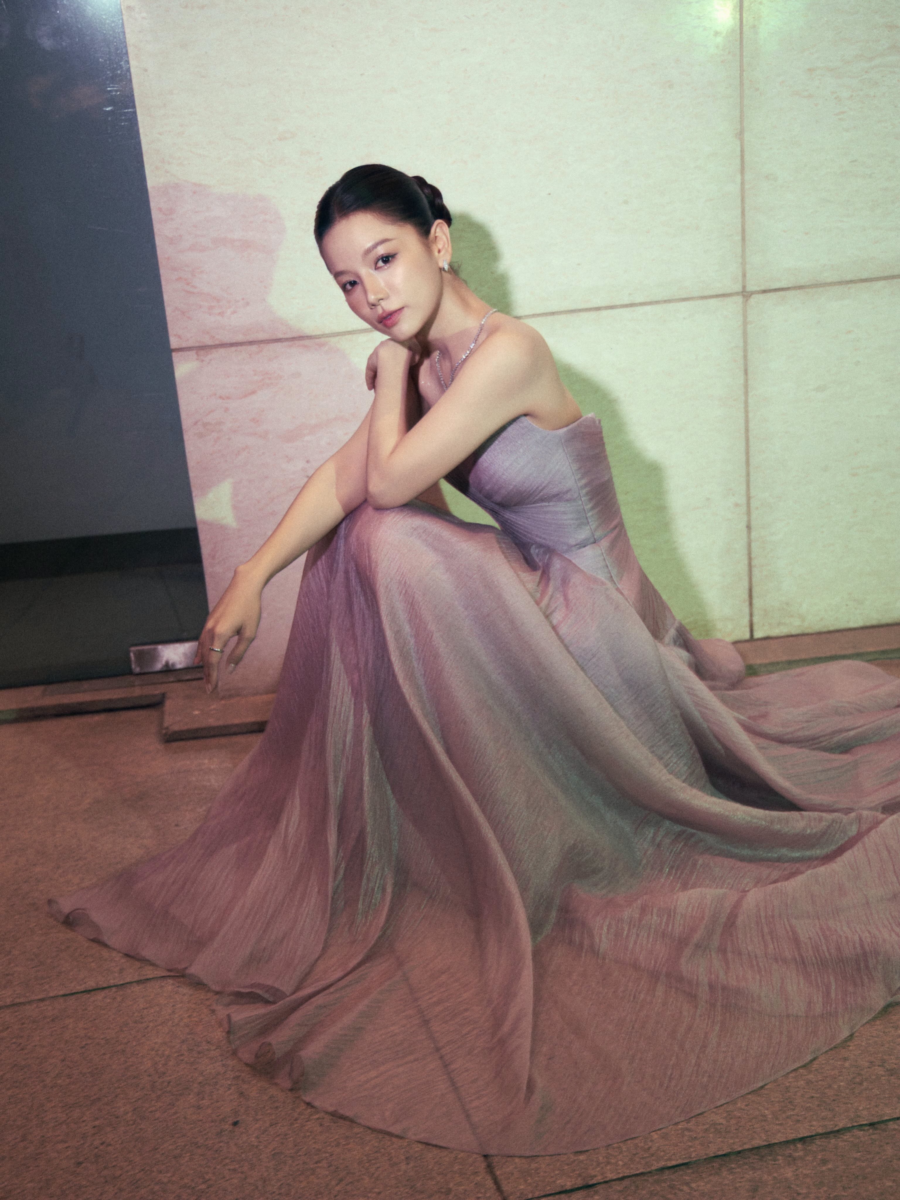 Hạ Anh ảnh 3