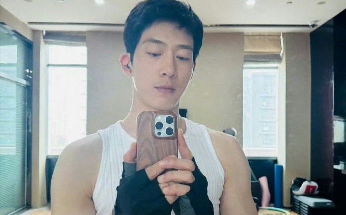 Mỹ nam đình đám bất ngờ bị chỉ trích