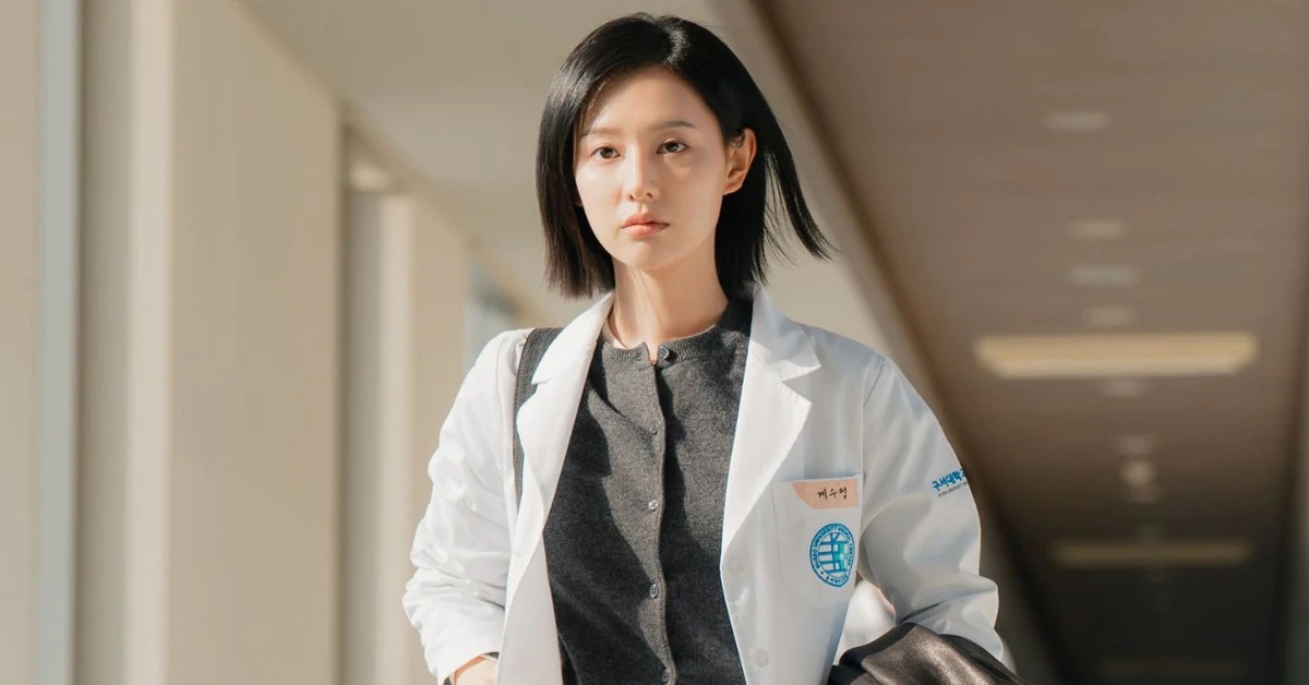 Kim Ji Won  ảnh 1