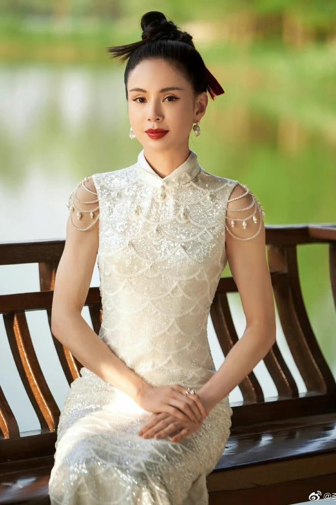 L&yacute; Nhược Đồng  ảnh 1