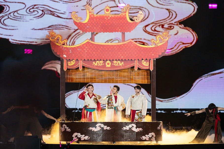 Concert ảnh 2
