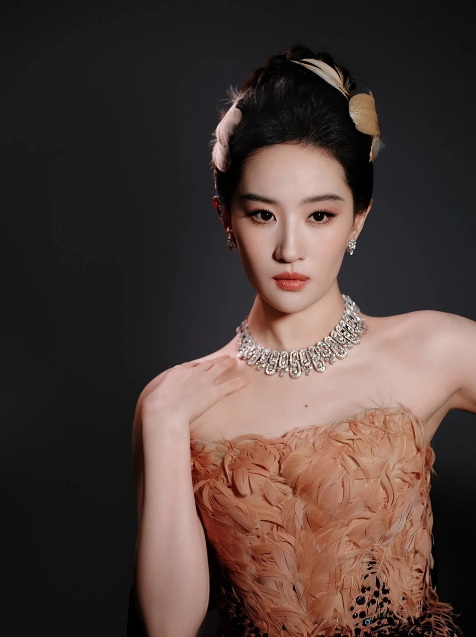Lưu Diệc Phi ảnh 2 Lưu Diệc Phi ảnh 2