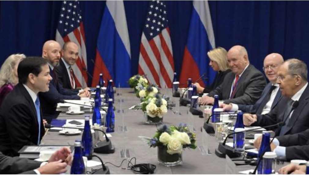 Phan ung cua Nga sau khi ong Trump dao nguoc lap truong ve Ukraine hinh anh