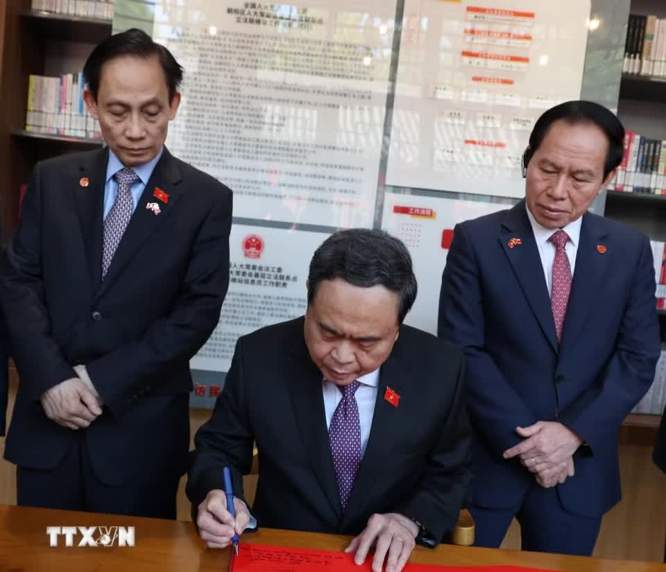 Chủ tịch ảnh 11 Chủ tịch ảnh 11