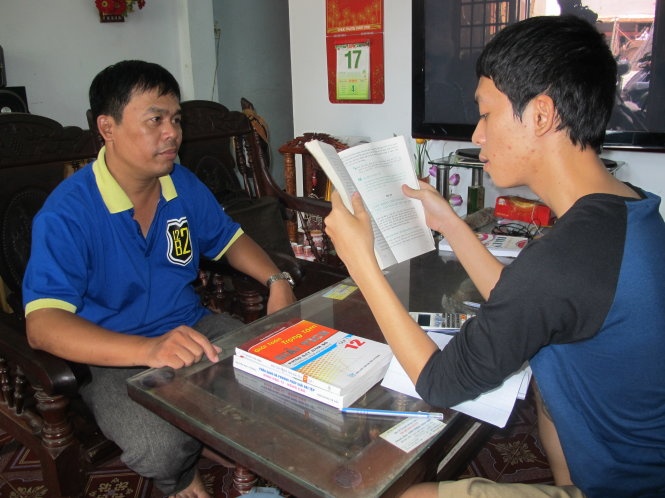 Khi cha co diem thi cao hon con hinh anh