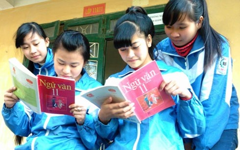 Cach day van trong truong dang gop phan rap khuon van hoc hinh anh