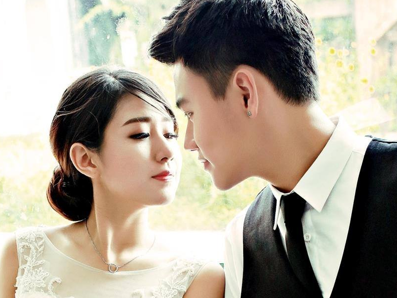 Em gai vlogger Huyme sap len xe hoa hinh anh