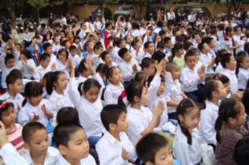 Con hoc gioi tinh, phu huynh 'do mat' hinh anh