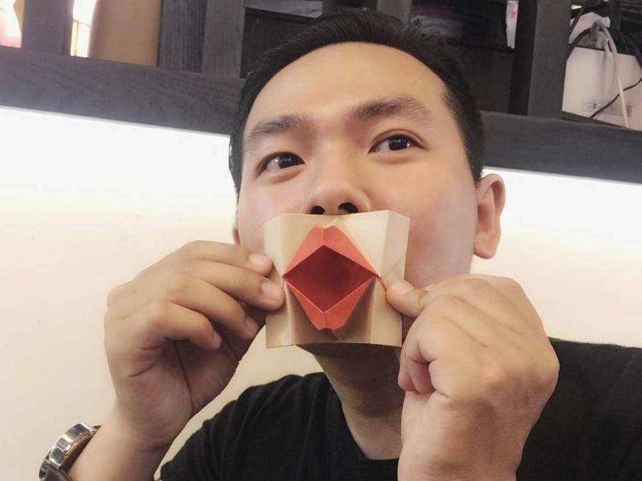 Thay giao co tai gap giay origami noi tieng tren mang hinh anh