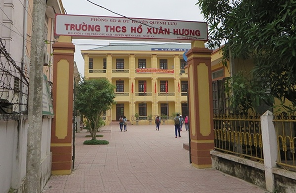 Trường THCS Hồ Xuân Hương - nơi em Lộc đang học.