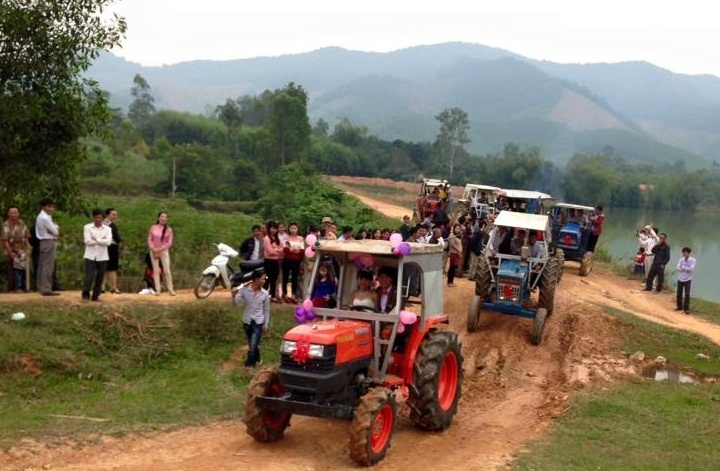 Man ruoc dau bang may cay o Nghe An thu hut dan mang hinh anh
