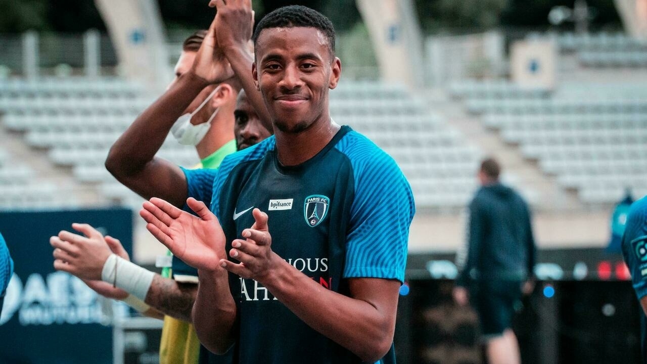 Dan doi thu kho chiu cua Quang Hai va dong doi tai Ligue 2 hinh anh