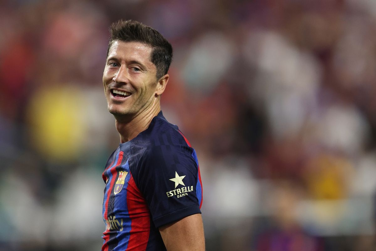 Lewandowski: 'Khong ai nhac den tran thua 2-8 o Barca' hinh anh