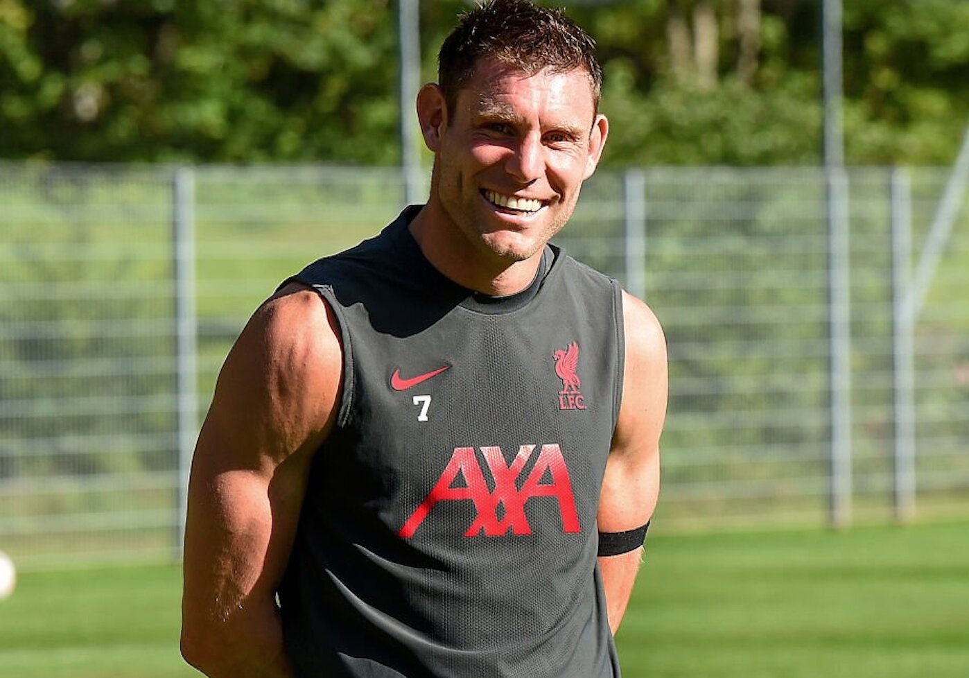 The chat vuot troi cua James Milner hinh anh