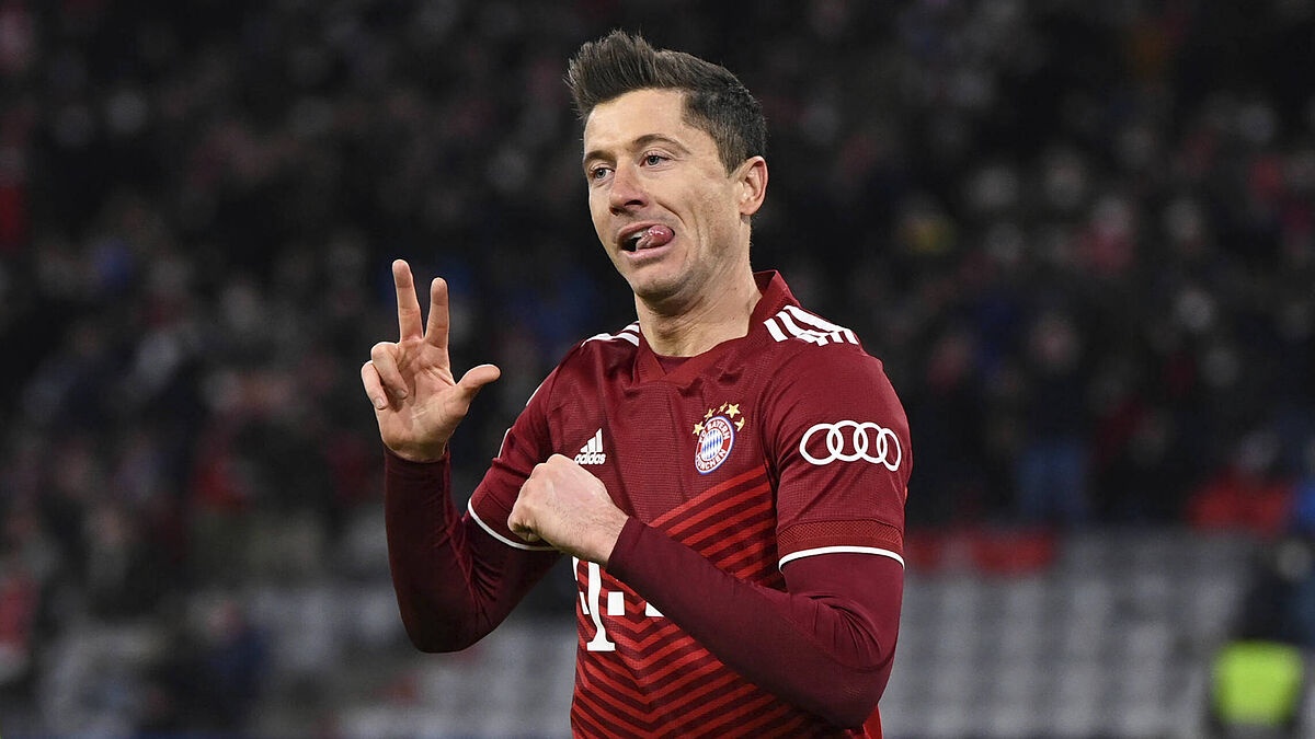 Lewandowski to Bayern doi tra hinh anh