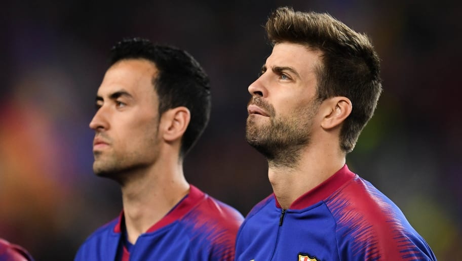 Pique va Busquets lai bi yeu cau giam luong hinh anh
