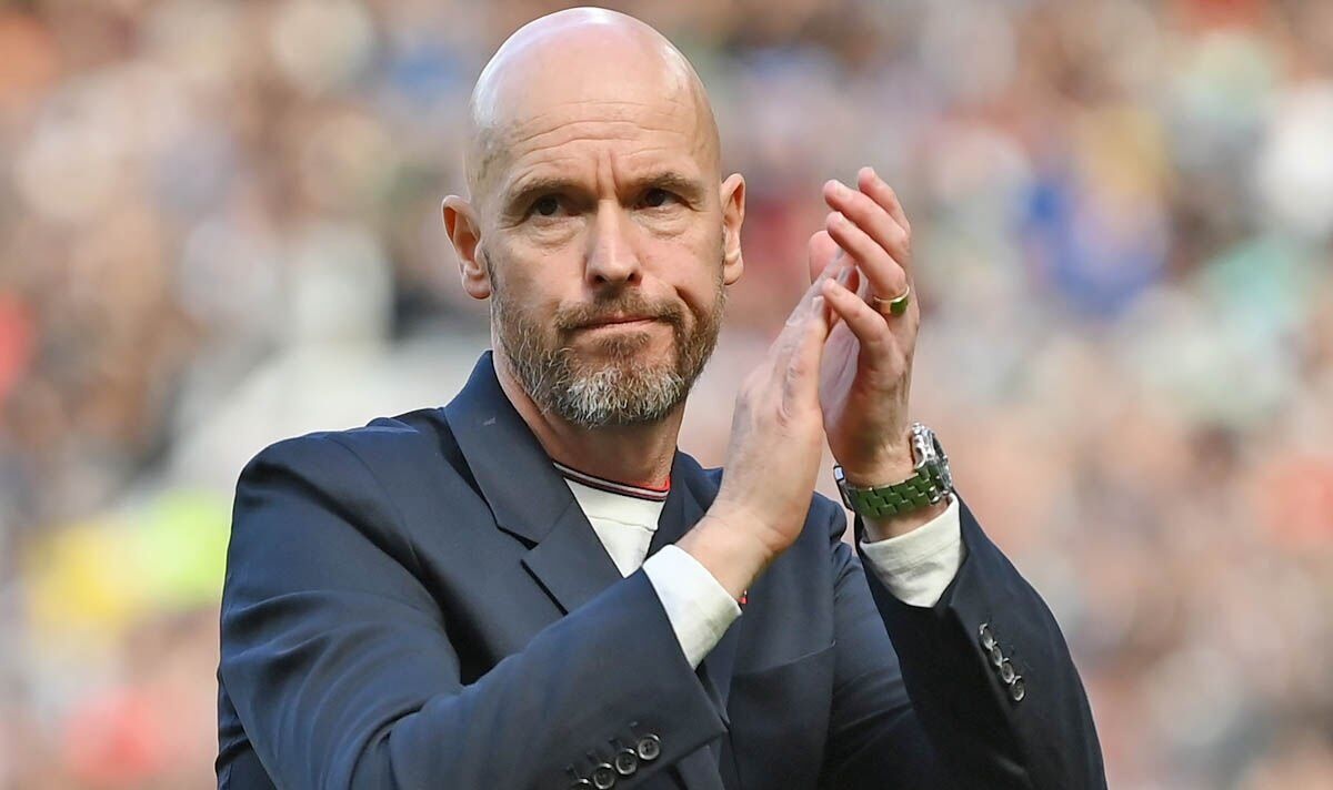 Ten Hag bat hoc tro xem Man City va Liverpool thi dau hinh anh