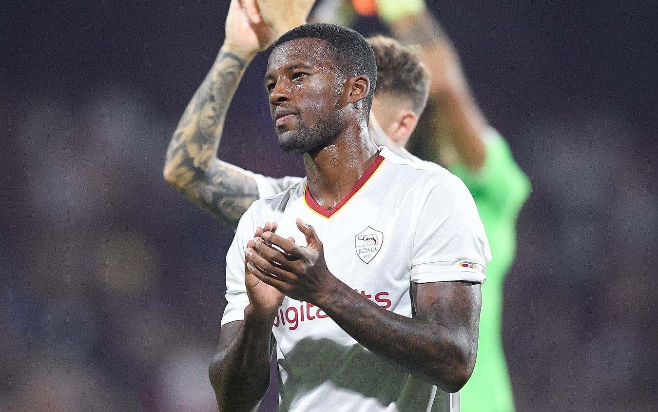 Wijnaldum bi gay chan o Roma hinh anh