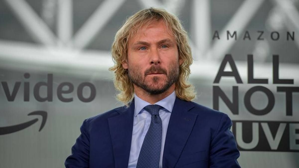 Nedved om ap 3 nguoi phu nu la mat hinh anh