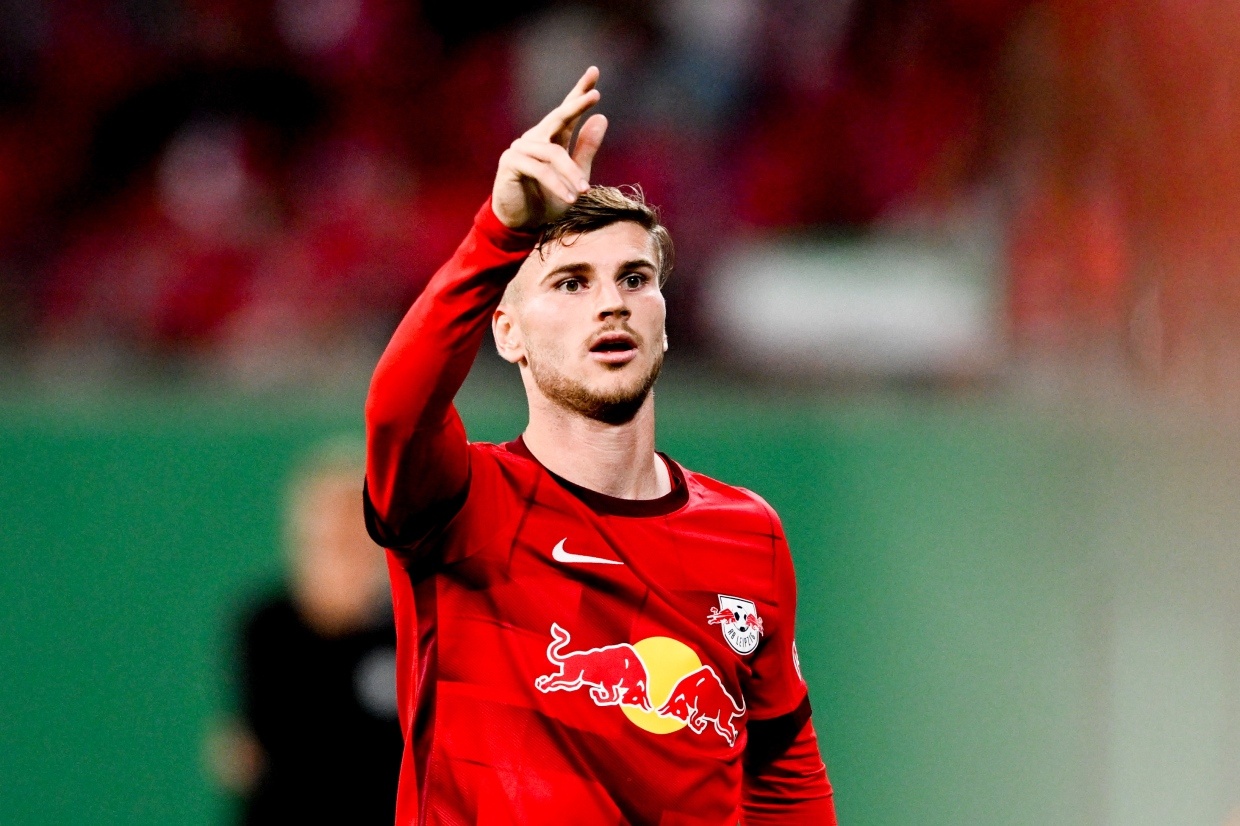 Werner lap hat-trick giup Leipzig thang 8-0 hinh anh