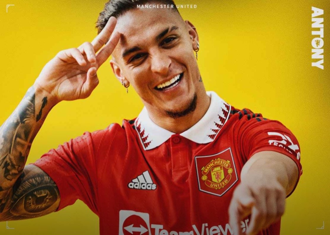 Dang sau ky chuyen nhuong bung no o Premier League hinh anh