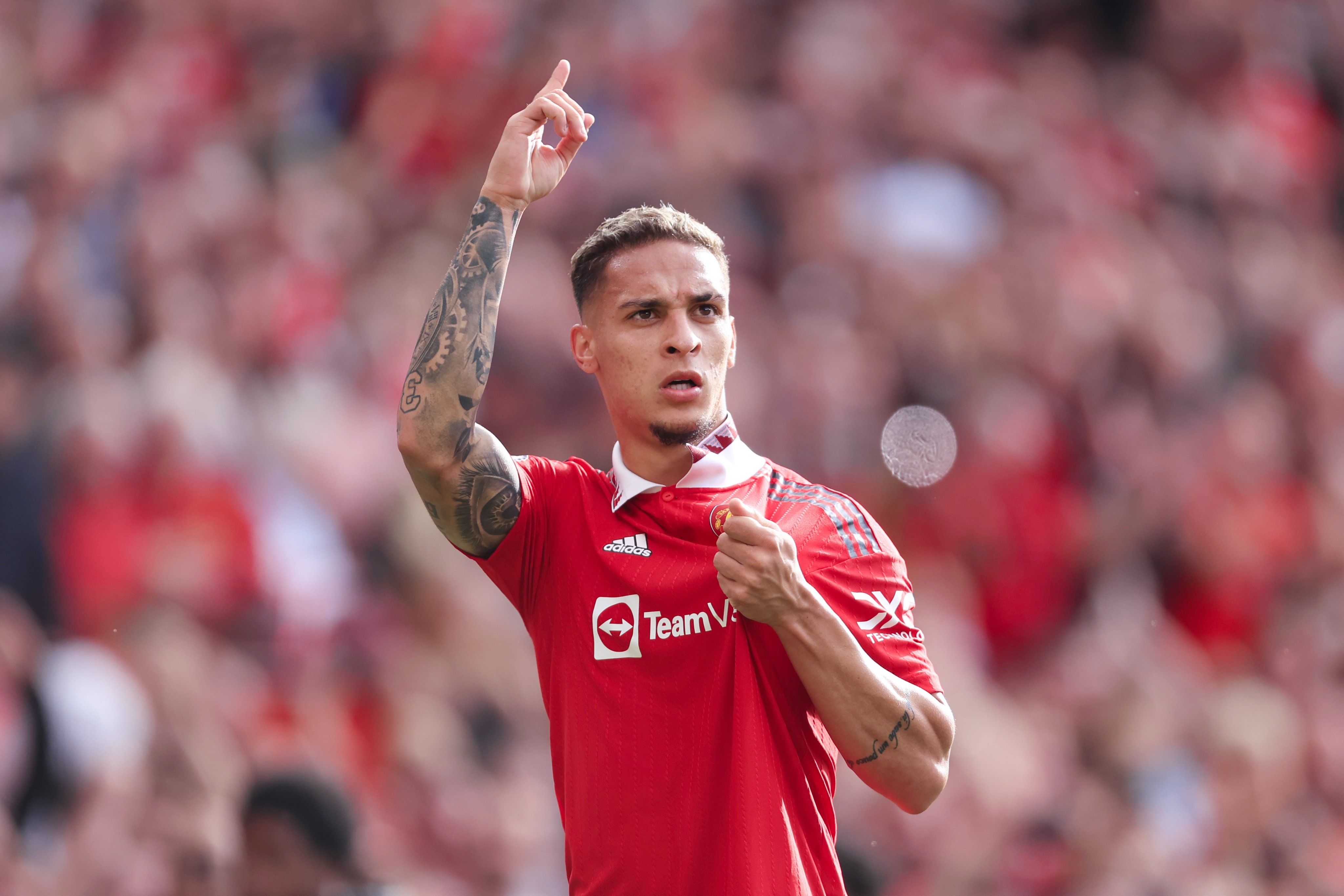 Antony: 'Tat ca chi moi la bat dau' hinh anh